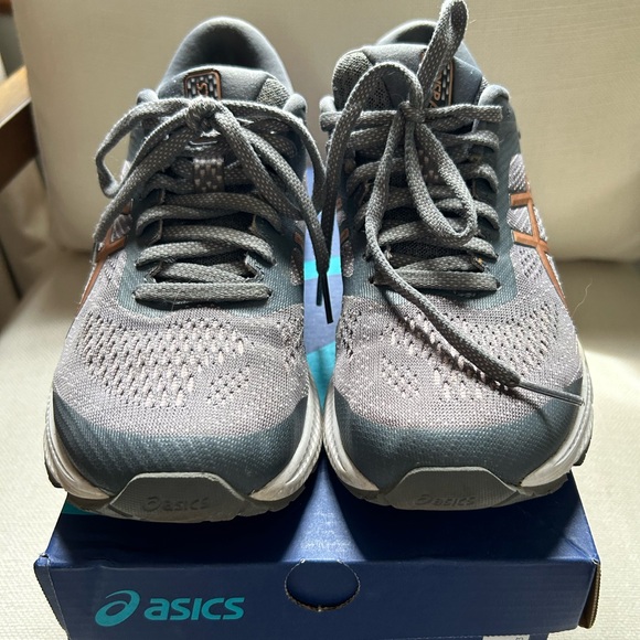 Gel-Kayano 26 Sneakers! - Picture 1 of 5